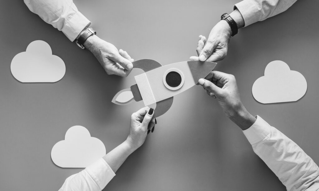 From Funnels to Flywheels: The Shift in B2B Marketing Mindset