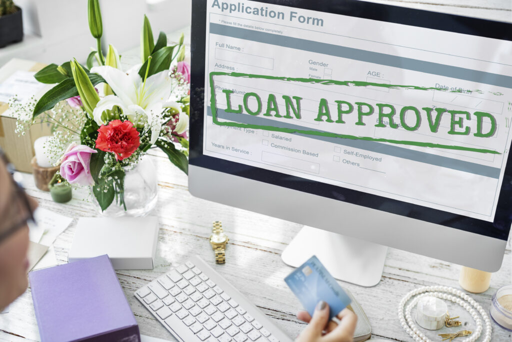 Lending & Credit in 2025: AI, Alternative Data, and Real-Time Approvals Redefine Borrowing