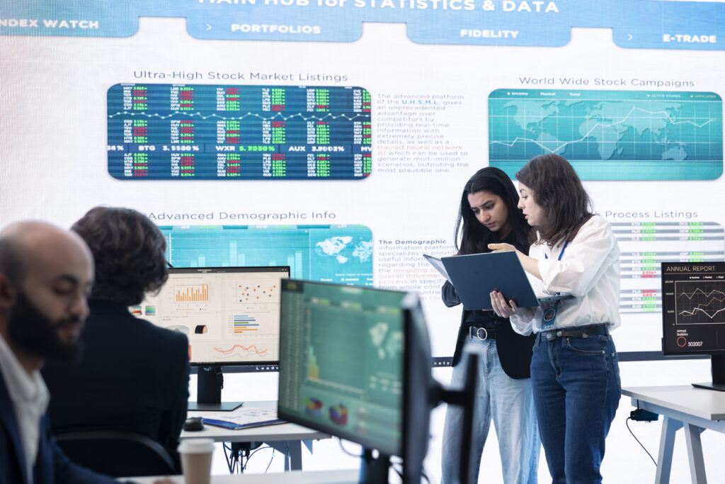 Data & Analytics 2025: AI-Driven Insights and Real-Time Intelligence Power the Next Wave of Business Innovation
